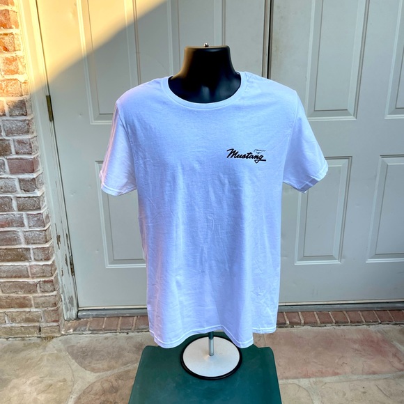 Tee Luv, White, Mustang, Short Sleeve, Shirt, Size M - Picture 2 of 4